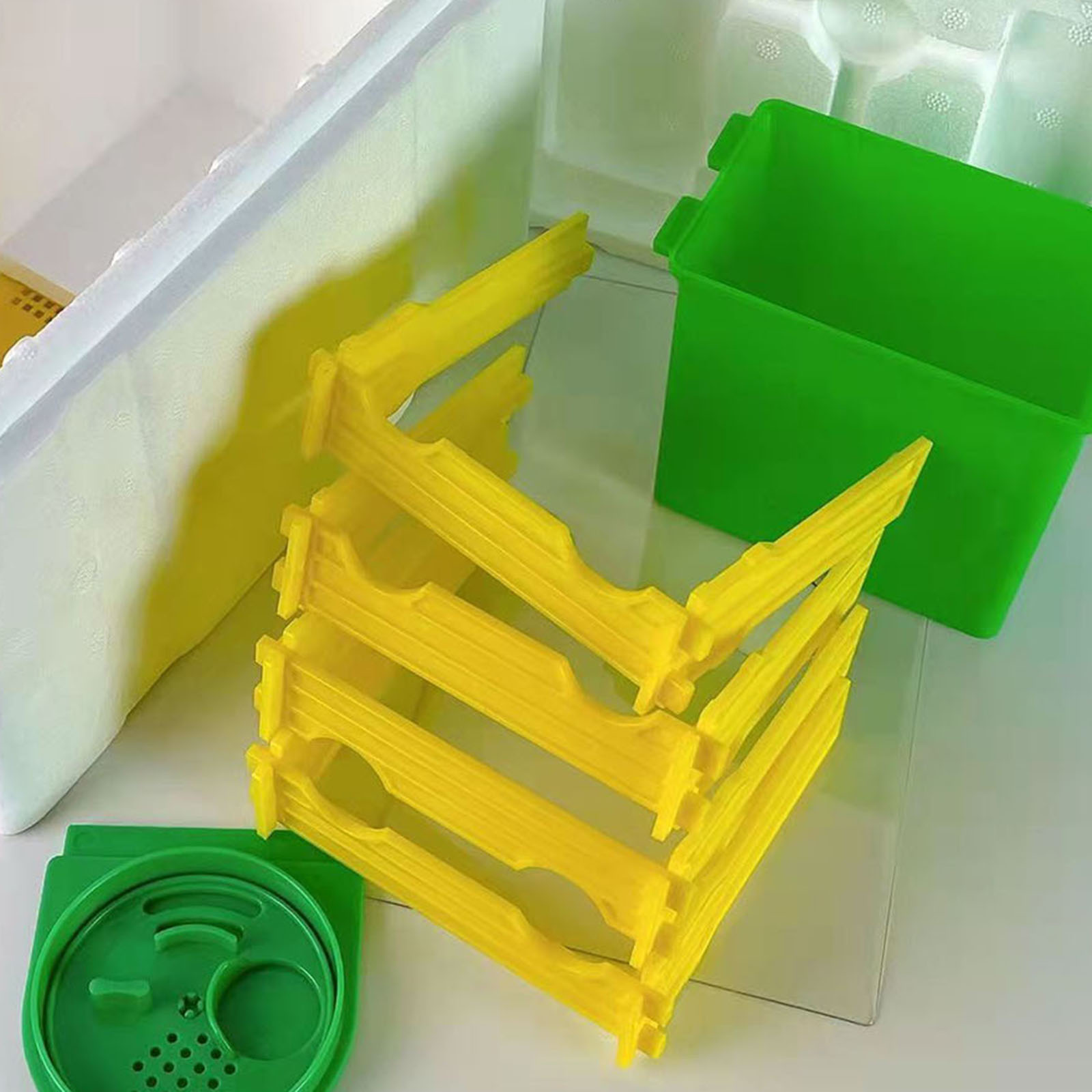 Kit Pembiakan Ratu Lebah Siste - Gardening Tools Essential ulasan dan harga